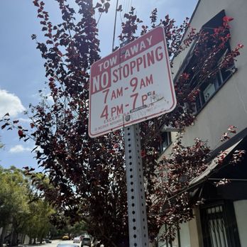 TU Homecafe - Parking sign in front of the coffee shop - Coffee & Tea Near Me - Los Angeles, California TU Homecafe - Parking sign in front of the coffee shop - Coffee & Tea Near Me - Los Angeles, California