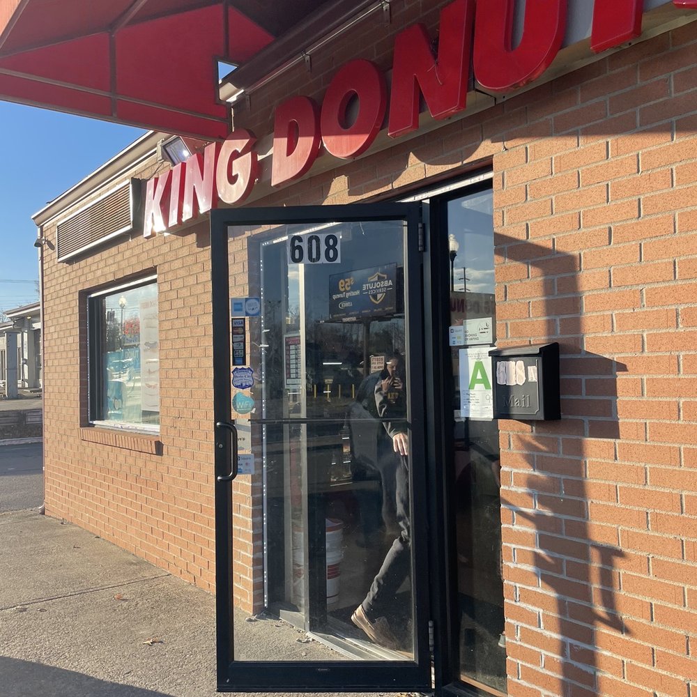 King Donuts - Outside - Donuts Near Me - Louisville, Kentucky