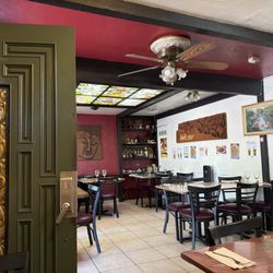 Siam Thai Restaurant - Interior dining area