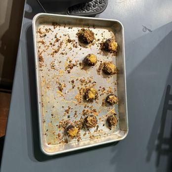 Cookin' Class - Stuffed mushroom appetizer while we cooked - Cooking Classes Near Me - Tigard, Oregon