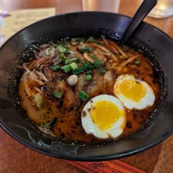 Vineyard Bar and Grill - They proclaim it Ramen is back