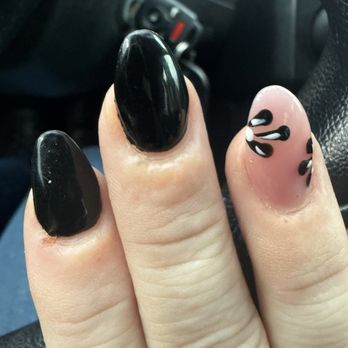 Sunflower Beauty Salon - Day 3 fungal infection - Nail Salons Near Me - Beaverton, Oregon
