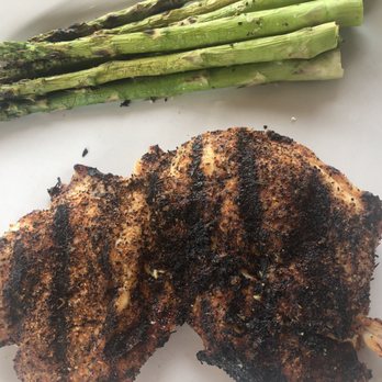Fresh Chef - Lunch Portion Blackened Chicken with alternate side of asparagus (usually comes with rice). - American Near Me - Conover, North Carolina