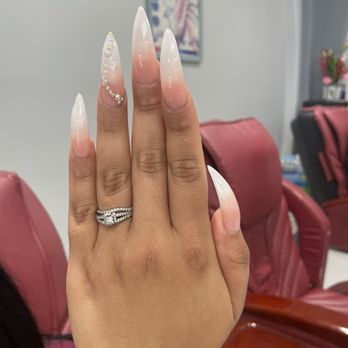 Queen's Nails & Spa - fs by Ivy - Nail Salons Near Me - Chino, California Queen's Nails & Spa - fs by Ivy - Nail Salons Near Me - Chino, California