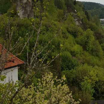 Burg Waischenfeld - Bergfried - Landmarks & Historical Buildings Near Me - Waischenfeld, BY