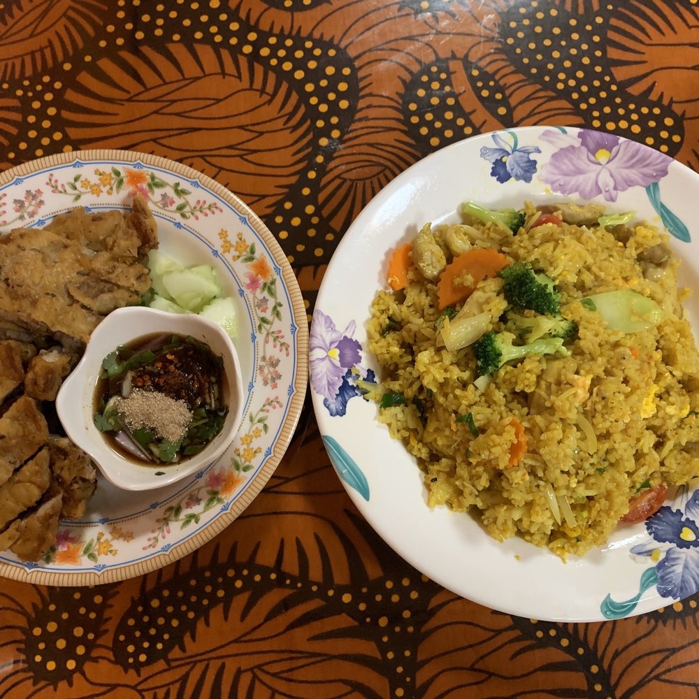 Ghin Khao Eat Rice - Grandma's Pork Belly and Curry fried rice - Thai Near Me - Chicago, Illinois Ghin Khao Eat Rice - Grandma's Pork Belly and Curry fried rice - Thai Near Me - Chicago, Illinois