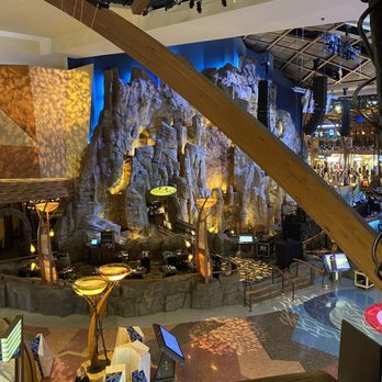 Mohegan Sun - Hotels Near Me - Uncasville, Connecticut Mohegan Sun - Hotels Near Me - Uncasville, Connecticut