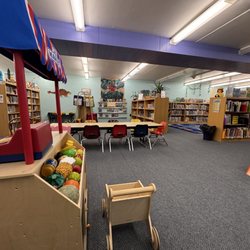 Middletown Public Library - Upstairs kids section