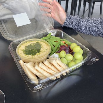 Doffo Wines - Vegetarian food box - Wineries Near Me - Temecula, California