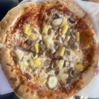 MOD Pizza - My mushroom pineapple sausage mozzarella - Pizza Near Me - Downey, California MOD Pizza - My mushroom pineapple sausage mozzarella - Pizza Near Me - Downey, California