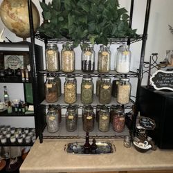 Luna with Love - Apothecary