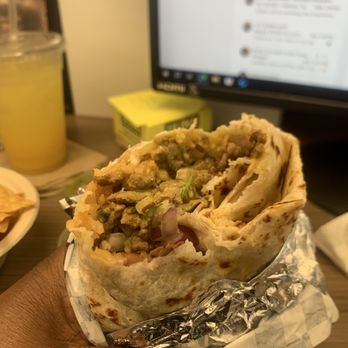 La Villa 805 - Carne asada burrito - Mexican Near Me - Oxnard, California
