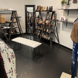 Chic Couture - Cute shoes and boots too!