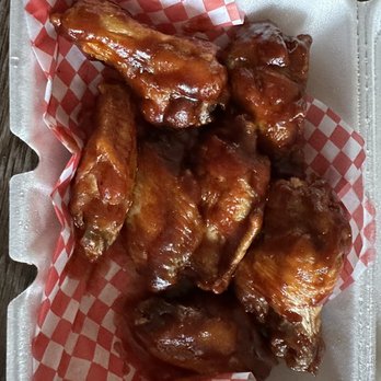 OUTTA BRONX - BBQ wings 8 pcs. - Sandwiches Near Me - Peoria, Arizona