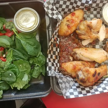 Dogtown Roadhouse - Very disappointed in food n presentation Wings not fried properly, they were gummy tasted day old. The salad also just thrown 2gether - Pizza Near Me - Floyd, Virginia
