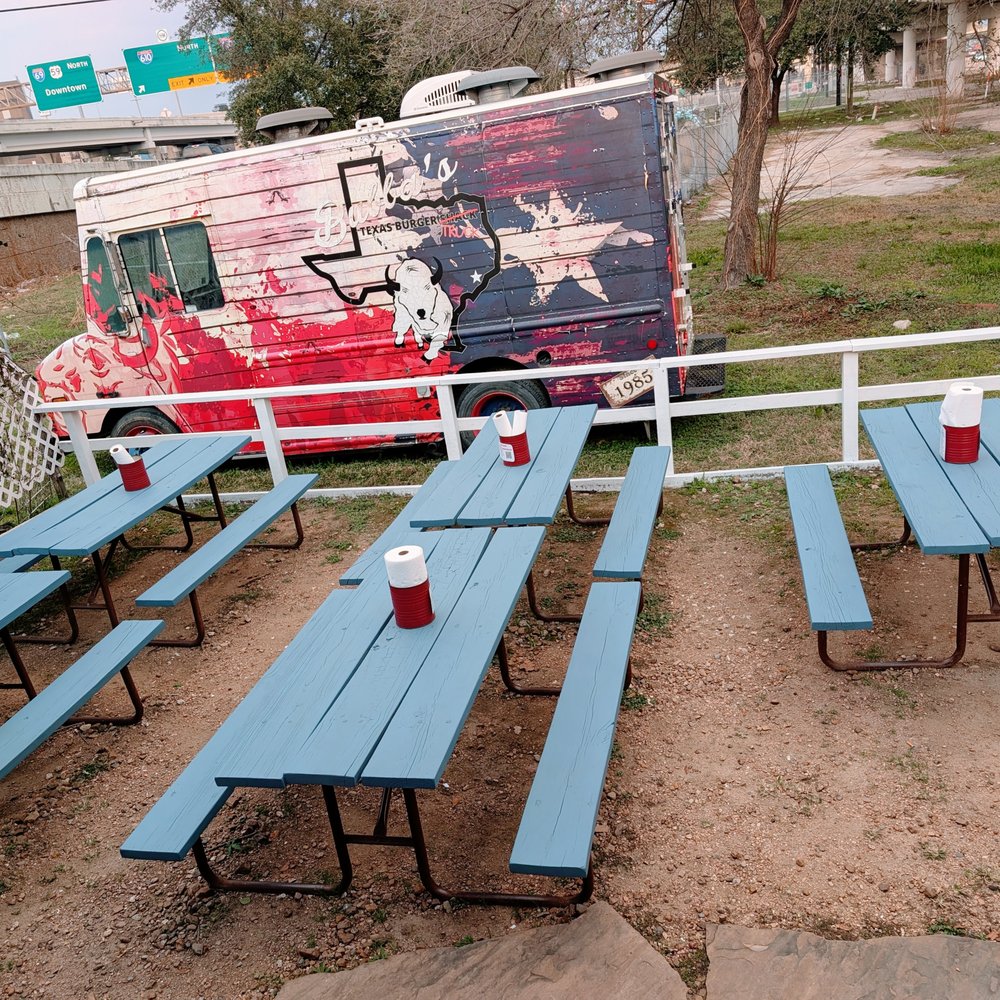 Bubba's Texas Burger Shack - Seating - Burgers Near Me - Houston, Texas Bubba's Texas Burger Shack - Seating - Burgers Near Me - Houston, Texas