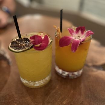 Elements Restaurant - two cocktails on a table - Breakfast & Brunch Near Me - Vancouver, Washington Elements Restaurant - two cocktails on a table - Breakfast & Brunch Near Me - Vancouver, Washington