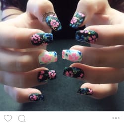 Forever French Nails & Organic Spa