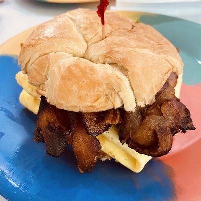 The Breakfast Klub by null