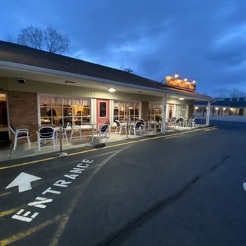 Zavala Mexican Bistro - the outside of a restaurant - New Mexican Cuisine Near Me - East Lyme, Connecticut Zavala Mexican Bistro - the outside of a restaurant - New Mexican Cuisine Near Me - East Lyme, Connecticut