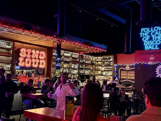 Pete's Dueling Piano Bar by null