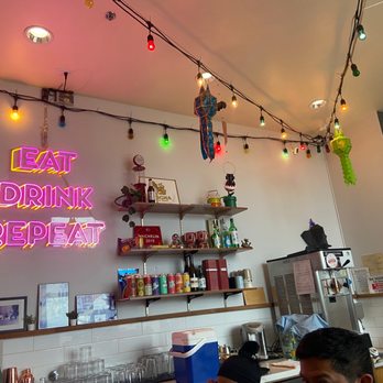 Funky Elephant - Interior - Thai Near Me - Berkeley, California