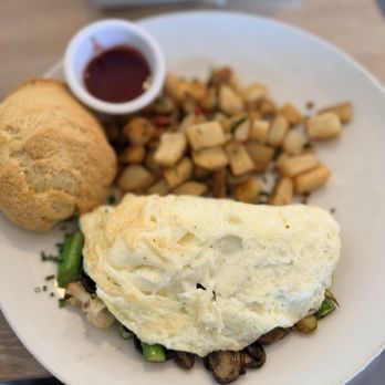 The Cottage - Roasted Veggie Egg White Omelette | Fresh Scone | Potatoes - New American Near Me - Encinitas, California