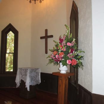 Creations by Mylez Edward - Floral arrangements for the altar. - Florists Near Me - Tampa, Florida Creations by Mylez Edward - Floral arrangements for the altar. - Florists Near Me - Tampa, Florida