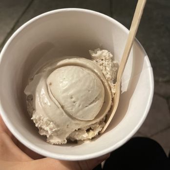 Fifty Licks - Bananas Foster (vegan) - Ice Cream & Frozen Yogurt Near Me - Portland, Oregon Fifty Licks - Bananas Foster (vegan) - Ice Cream & Frozen Yogurt Near Me - Portland, Oregon