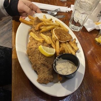 Puckett's Restaurant - Barbeque Near Me - Columbia, Tennessee