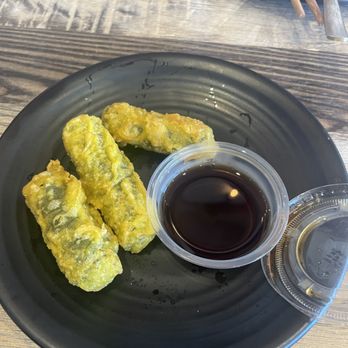 Soonheene - Glimari (Seaweed wrapped with glass noodle deepfried in tempura) - Korean Near Me - Arcadia, California Soonheene - Glimari (Seaweed wrapped with glass noodle deepfried in tempura) - Korean Near Me - Arcadia, California