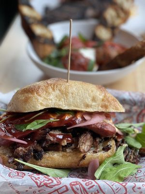 LOOK’S MARKETPLACE - Updated December 2024 - 158 Photos & 119 Reviews