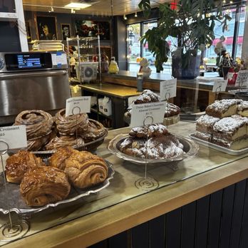 Crumb Bum Bakery - Cinnamon rolls, chocolate croissants, crumb cake - Cupcakes Near Me - Littleton, New Hampshire Crumb Bum Bakery - Cinnamon rolls, chocolate croissants, crumb cake - Cupcakes Near Me - Littleton, New Hampshire