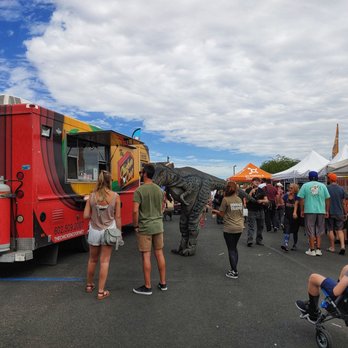 The Park West Market - people buying food from a food truck - Farmers Market Near Me - Avondale, Arizona The Park West Market - people buying food from a food truck - Farmers Market Near Me - Avondale, Arizona