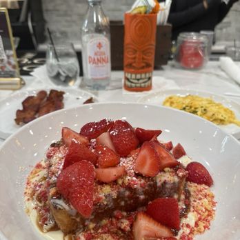Toast on Lenox - Strawberry Shortcake French Toast Rum me my money Bacon Eggs - Breakfast & Brunch Near Me - Atlanta, Georgia Toast on Lenox - Strawberry Shortcake French Toast Rum me my money Bacon Eggs - Breakfast & Brunch Near Me - Atlanta, Georgia