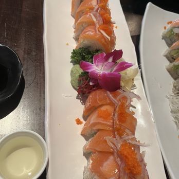 Misaki Sushi & Grill - Sunshine roll. Too large and not enough of the lemon flavor promised. - Sushi Bars Near Me - La Quinta, California Misaki Sushi & Grill - Sunshine roll. Too large and not enough of the lemon flavor promised. - Sushi Bars Near Me - La Quinta, California