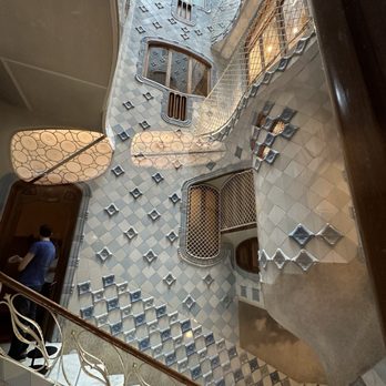 Casa Batlló - Landmarks & Historical Buildings Near Me - Barcelona, B Casa Batlló - Landmarks & Historical Buildings Near Me - Barcelona, B