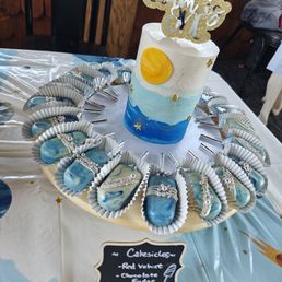Cakesicles Cakesicles