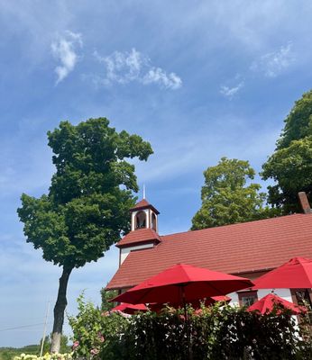 Peninsula Cellars by null