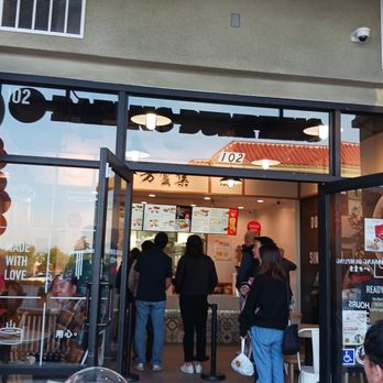 Bafang Dumpling - Outside, grand opening - Bubble Tea Near Me - Temple City, California