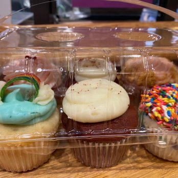 Nadia Cakes TEST - Cupcakes - Bakeries Near Me - Palmdale, California