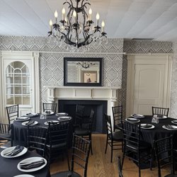 Monroe's Restaurant
