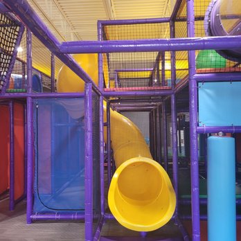 Play Day Cafe - Yellow slide - Kids Activities Near Me - Solon, Ohio