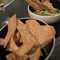 Sentir Guac and chips Sentir Guac and chips