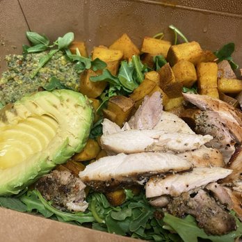 Retreat - Chicken and greens with pistachio pesto - Cafes Near Me - Seattle, Washington