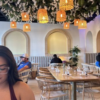 Mamimosas - Interior - Breakfast & Brunch Near Me - West Covina, California Mamimosas - Interior - Breakfast & Brunch Near Me - West Covina, California