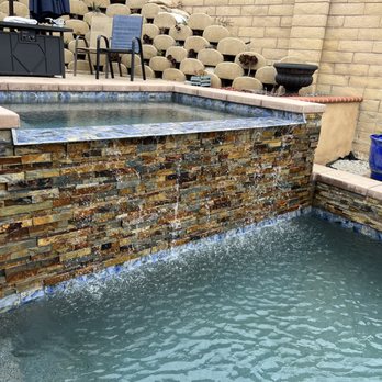 DPC pool and spa construction  - Pool and Spa with all open spill way - Pool & Hot Tub Service Near Me - Menifee, California