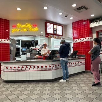 In-N-Out Burger - Burgers Near Me - Temecula, California In-N-Out Burger - Burgers Near Me - Temecula, California