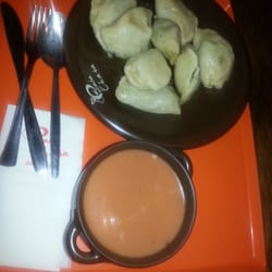 Pyzata Chata - Pierogi i pomidorowa