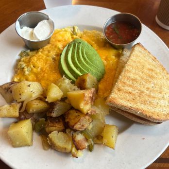 Champagnes Kitchen - Green chili cheese omelet - Breakfast & Brunch Near Me - Newport Beach, California Champagnes Kitchen - Green chili cheese omelet - Breakfast & Brunch Near Me - Newport Beach, California
